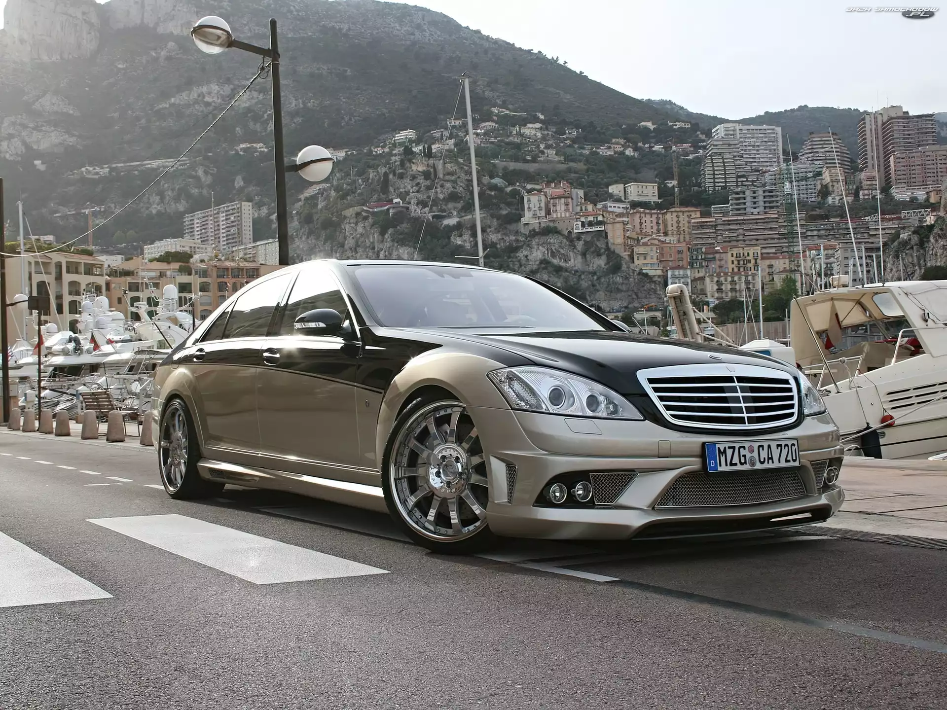 Carlsson, Jachtowa, Mercedes W221, Przystań