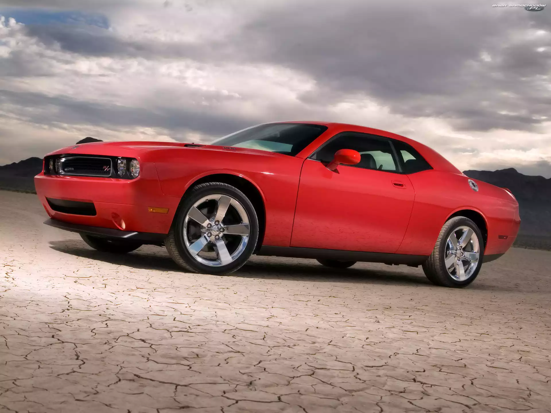 Niebo, Dodge Challenger, Ciemne