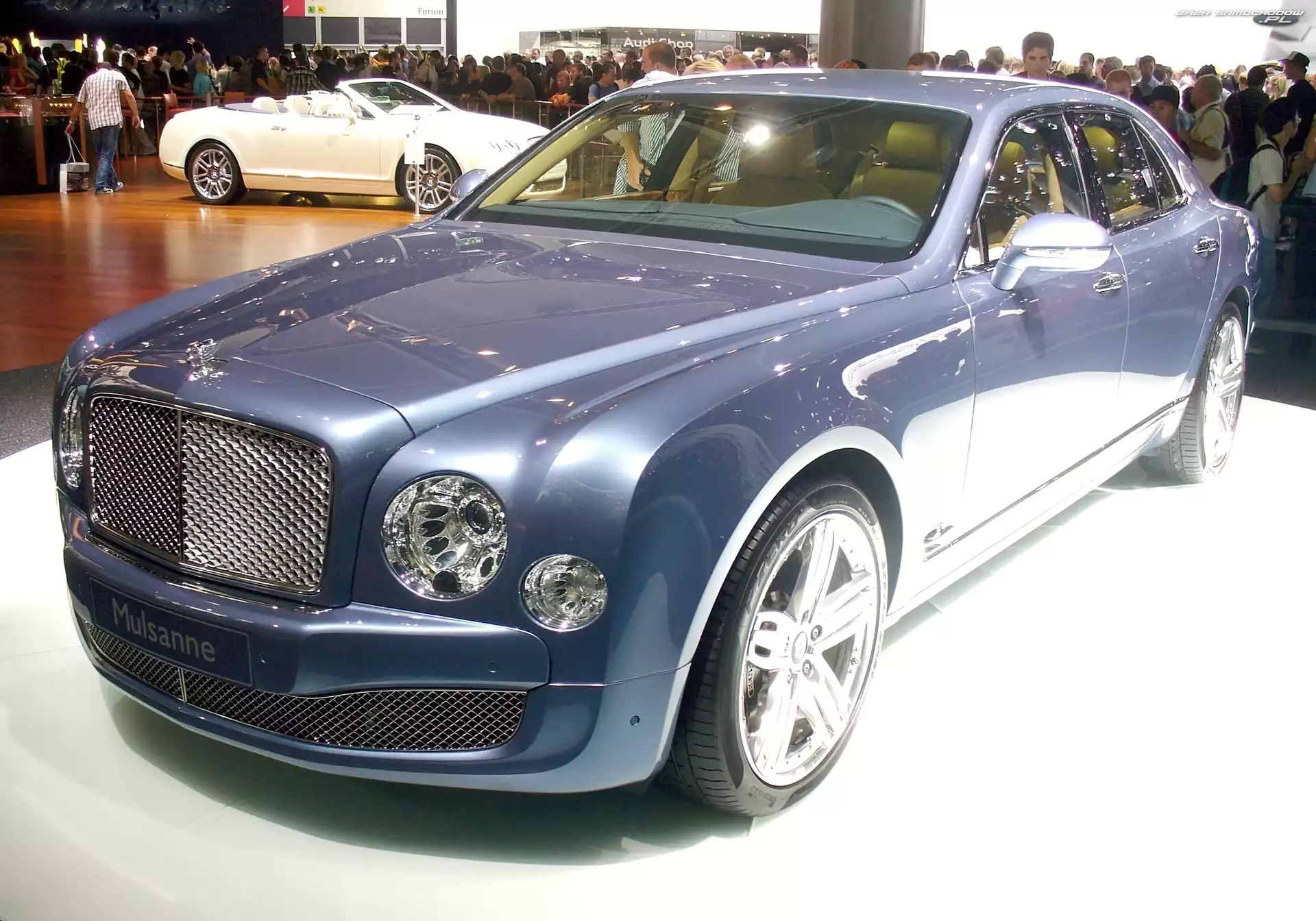 Bentley Mulsanne, Prezentacja, Modelu, Nowego
