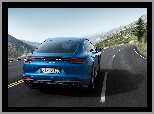 2017, Niebieskie, Porsche Panamera 4S