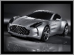 Srebrny, Aston Martin