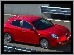 Alfa Romeo Giulietta, Czerwona