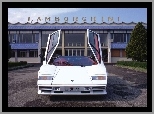 Countach, Fabryka, Lamborghini