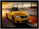 Żółte, BMW M4 Cabrio