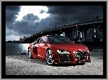 Most, Audi R8, Chmury