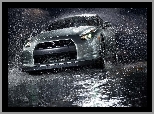 Nissan GTR, Deszcz, Noc