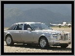 Lotnisko, Rolls-Royce Phantom