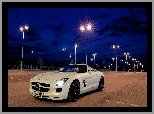 2011, Wieczór, Mercedes-Benz SLS AMG Roadster, Latarnie