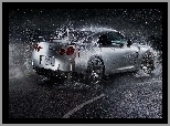 Woda, Nissan Skyline GT-R, Droga